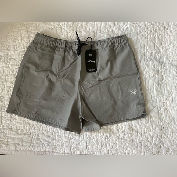 allbirds Pants - Allbirds women’s Natural Run Short